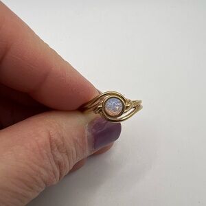 Vintage Avon Faux Opal Ring | Gold Tone Wrap Band | Size 8